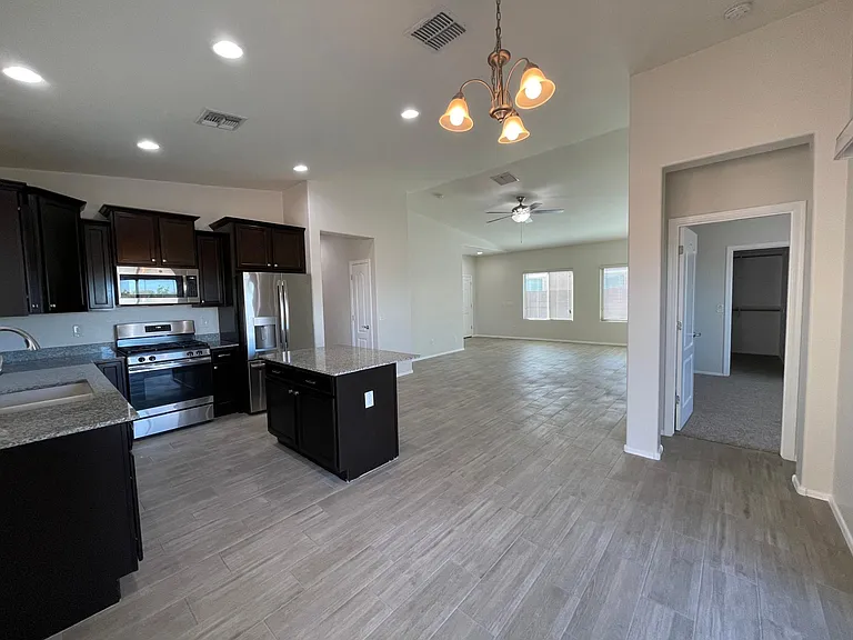 7310 S Acorn Dr — Photo 7