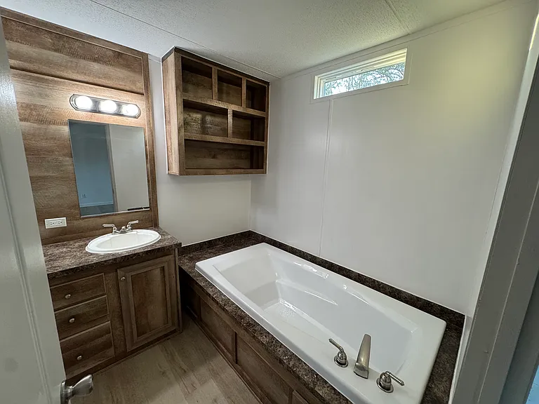 175 Milam Ln #B — Photo 9