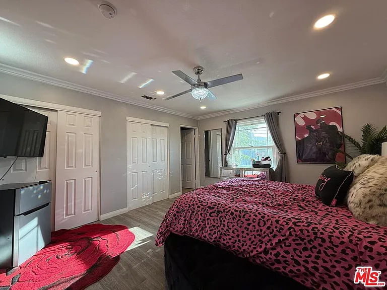 8020 Cora St — Photo 23