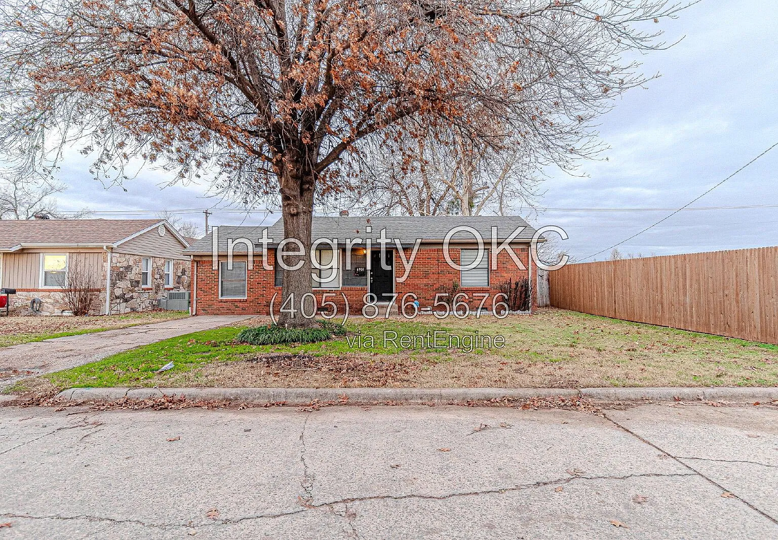 3 bed, 1.0 bath, 714 sqft, $1,100 — Photo 1