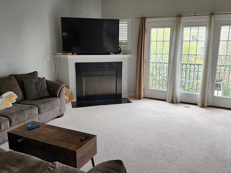 3709 Glenhaven Rd — Photo 5