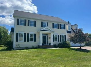 37 Tabor Place, South Burlington, VT 05403