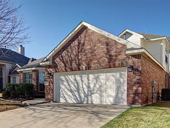 3rd image of 5001 Coral Creek Dr