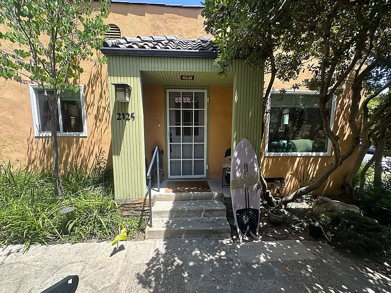 2125 Las Colinas Ave #2125 — Photo 18
