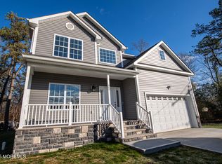 367 Eastern Blvd, Bayville, NJ 08721