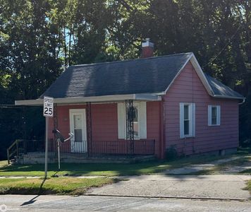 1137 Corse St, Burlington, IA, 52601