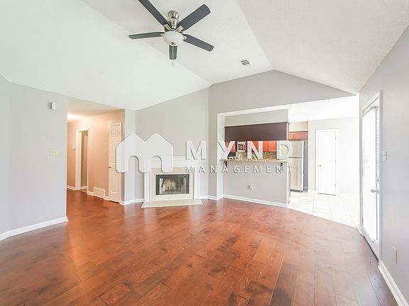 3rd image of 7131 Amberly Way Dr