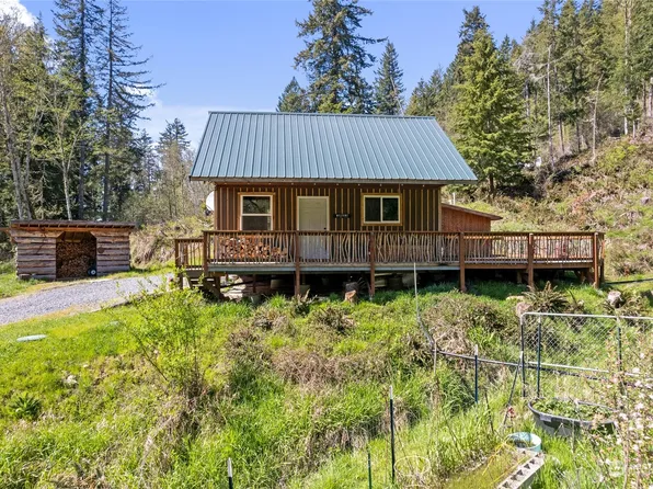 10915 524th St E, Eatonville, WA 98328