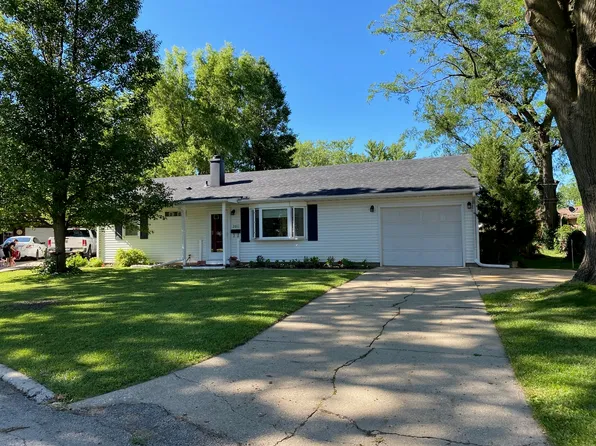 2011 Melba Pl, Peru, IL 61354