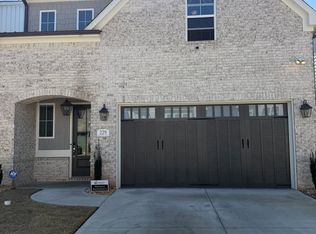 229 Scottsdale Dr, Marietta, GA 30064