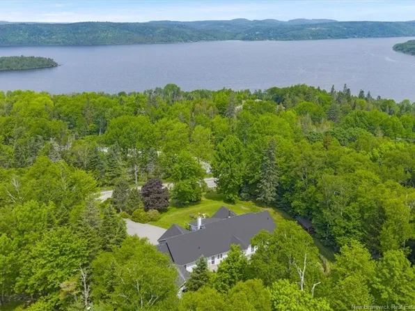 160 Meenans Cove Rd, Quispamsis, NB E2G 1Z4