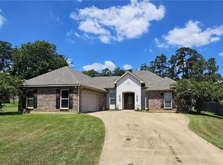 810 Brooks Ln, Pineville, LA 71360