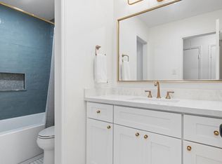 727 Bunker Hill Rd APT 15, Houston, TX 77024