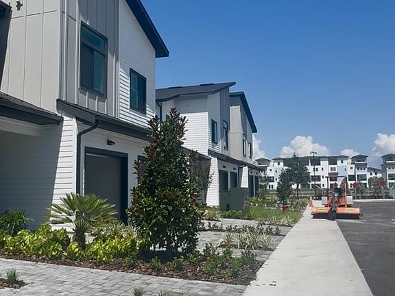3rd image of 5200 W Tyson Ave