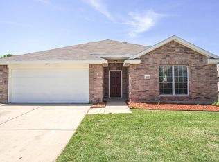 1525 Vista Ridge Dr, Forney, TX 75126