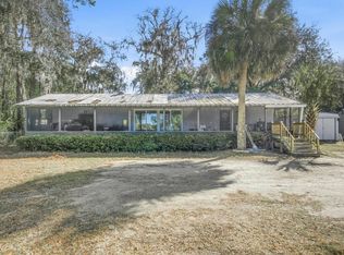 106 Ida Blvd, Interlachen, FL 32148
