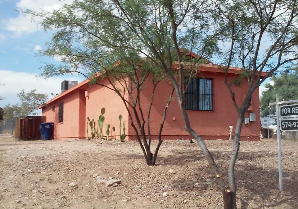 1st image of 720 W Calle Sur
