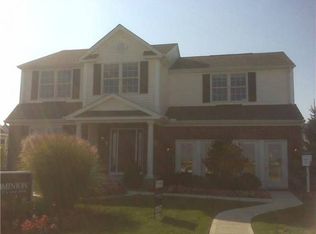 2071 Belmont Dr, Marysville, OH 43040