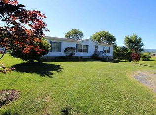 211 F St, Shenandoah, VA 22849