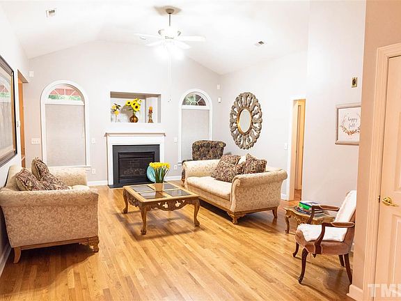 5th image of 2801 Gaya Ct