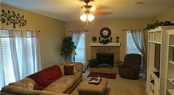 2nd image of 8415 N Carson Ave