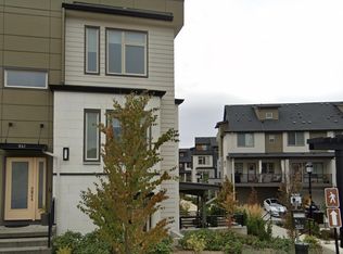 941 8th Ave NE, Issaquah, WA 98029