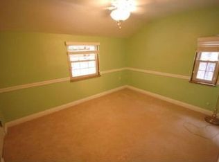 2388 Rosegarden Rd, Pittsburgh, PA 15220