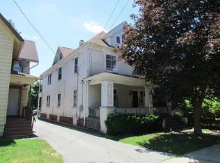 1425 Charles St, Rockford, IL 61104