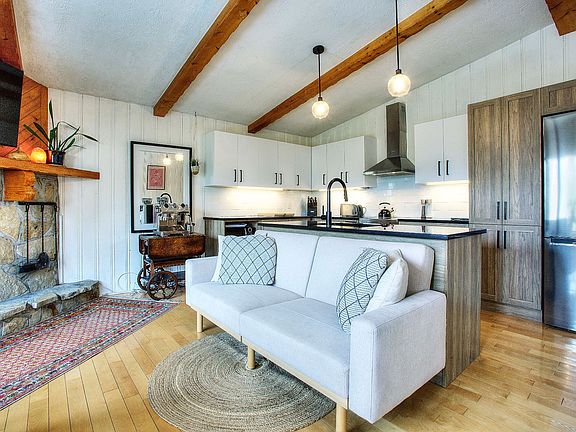 4th image of 110 Rue De Montreux