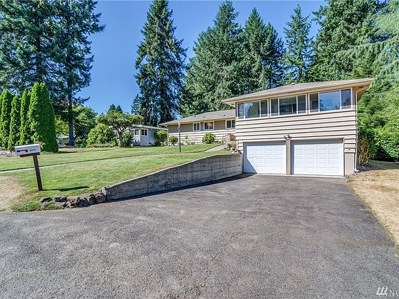 5th image of 10445 Glenwood Dr SW