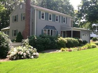 27 Longmeadow Rd, Medfield, MA 02052