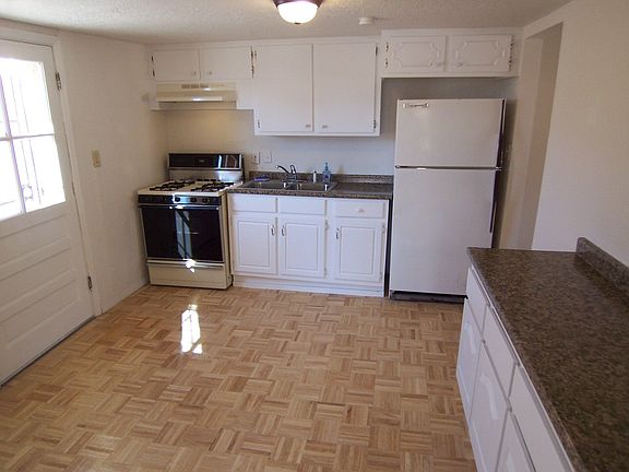 4th image of 617 Ethlyn Ave SE