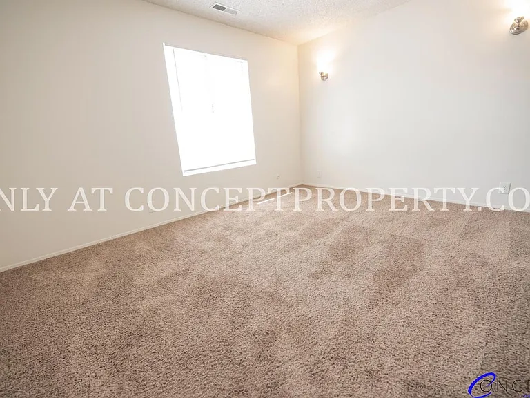 Foothill Terrace — Photo 236