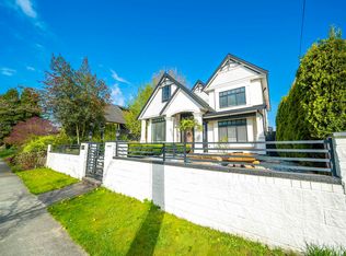 813 Dublin St, New Westminster, BC V3M2Y5