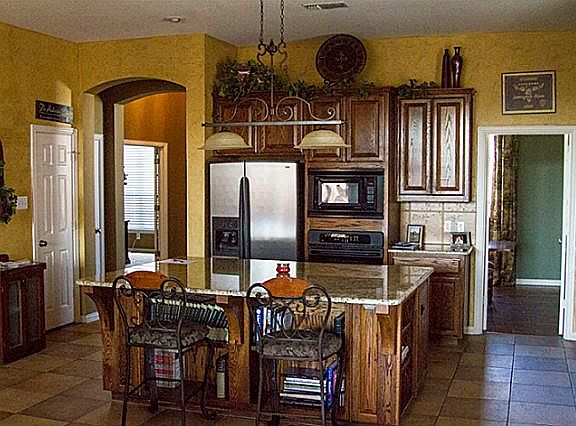 5th image of 1020 Willowmist Dr