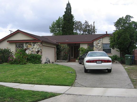 3rd image of 7911 Varna Ave