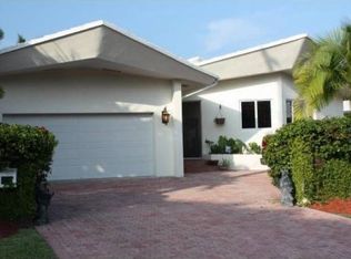 1915 NE 117th Rd, North Miami, FL 33181