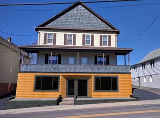108 W Carey St, Plains, PA 18705