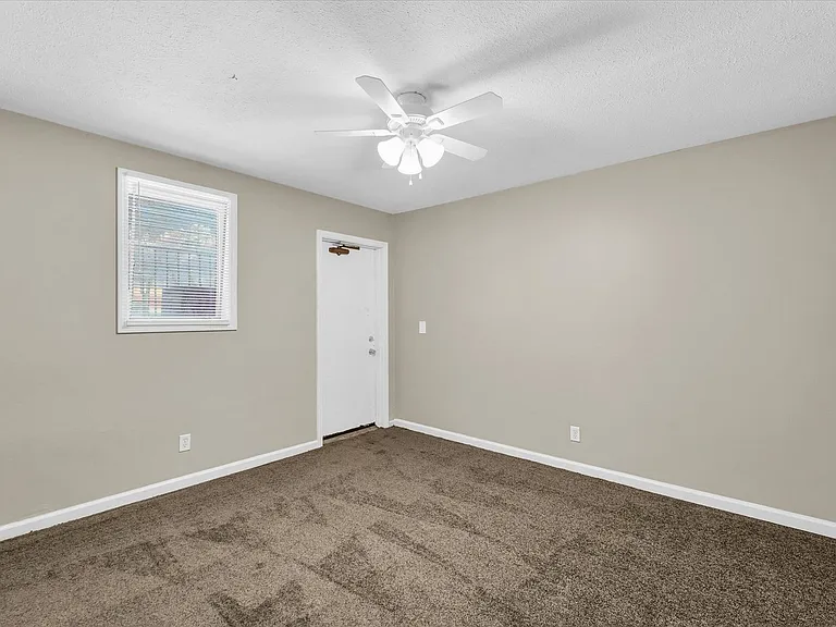 308 College Park Dr — Photo 25