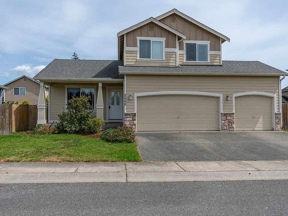 2555 SW Navigator Loop