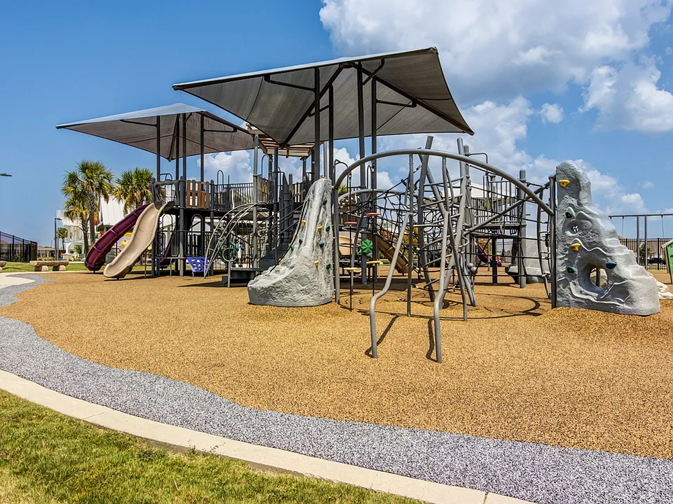 Nautical Point at Lakeshore Villages