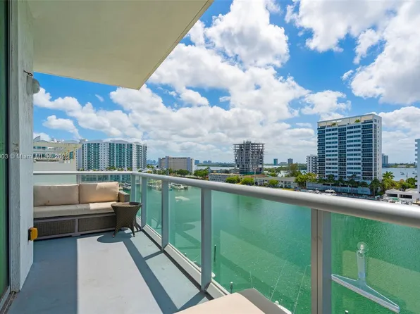 7928 East Dr APT 702, North Bay Village, FL 33141