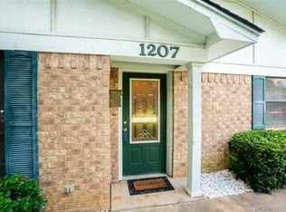 1207 Woodlawn St, Kilgore, TX 75662