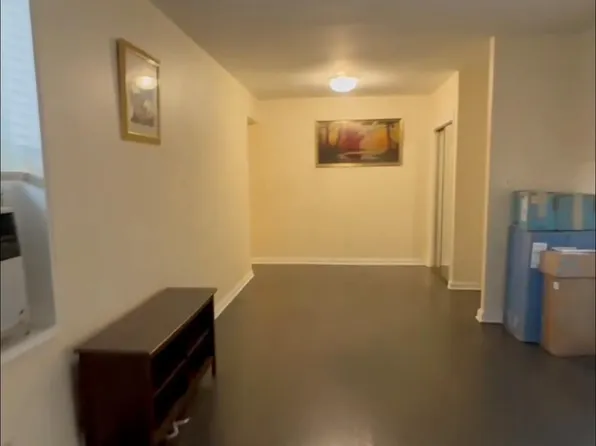 2710 Parsons Boulevard #2F, Flushing, NY 11354