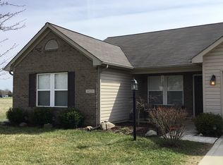 8223 Wood Hollow Ln, Indianapolis, IN 46239