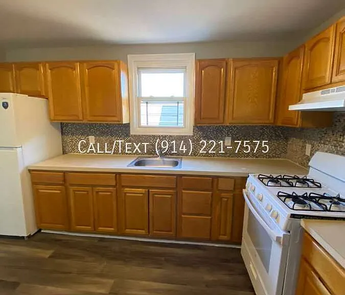 154 Morningside Pl #3 — Photo 3