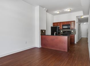 6040 Market St #2, Philadelphia, PA 19139