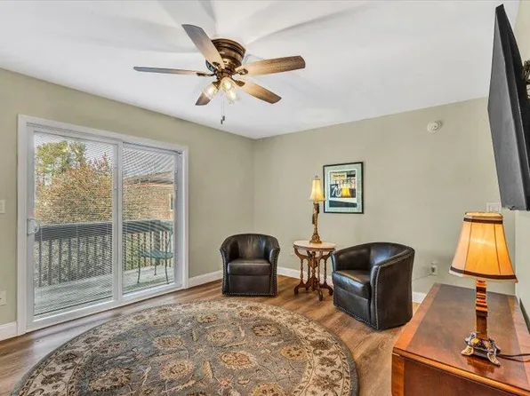 2840 Colonial Ave SW APT C13, Roanoke, VA 24015