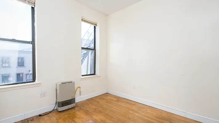 Rented by Nooklyn NYC LLC | media 27