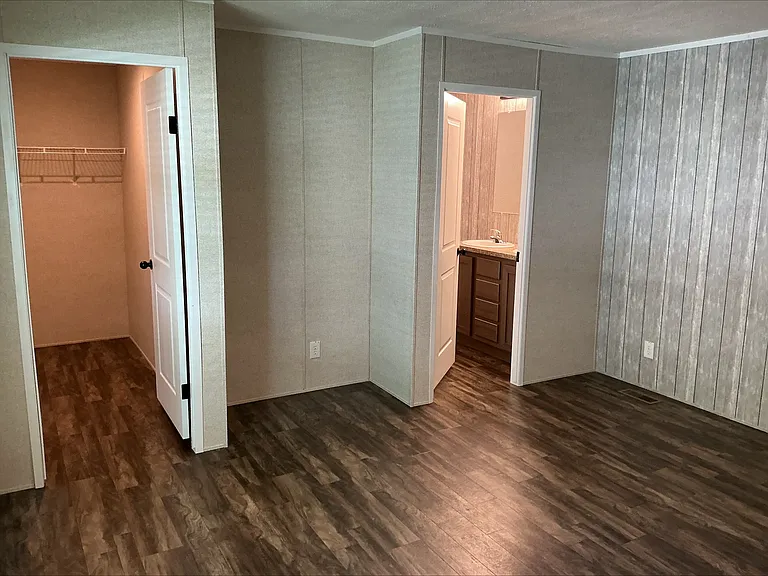 24150 Veterans Rd #73 — Photo 8
